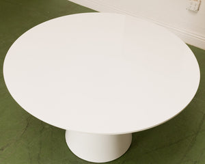 Lacquered White Table