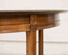 Load image into Gallery viewer, Round Table Set 3 Leaves
