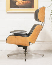 Load image into Gallery viewer, Selig Chair and Ottoman
