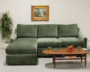 Hauser Sectional Sofa in Zion Forest