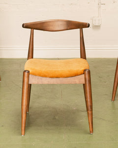 Scandinavian Dining Chair in Gold Velvet