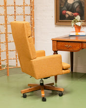 Load image into Gallery viewer, Executive Vintage Office Chair
