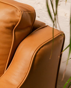 Maggie Leather Loveseat