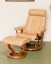 Load image into Gallery viewer, Stressless Ekkornes Chair Made in Norway
