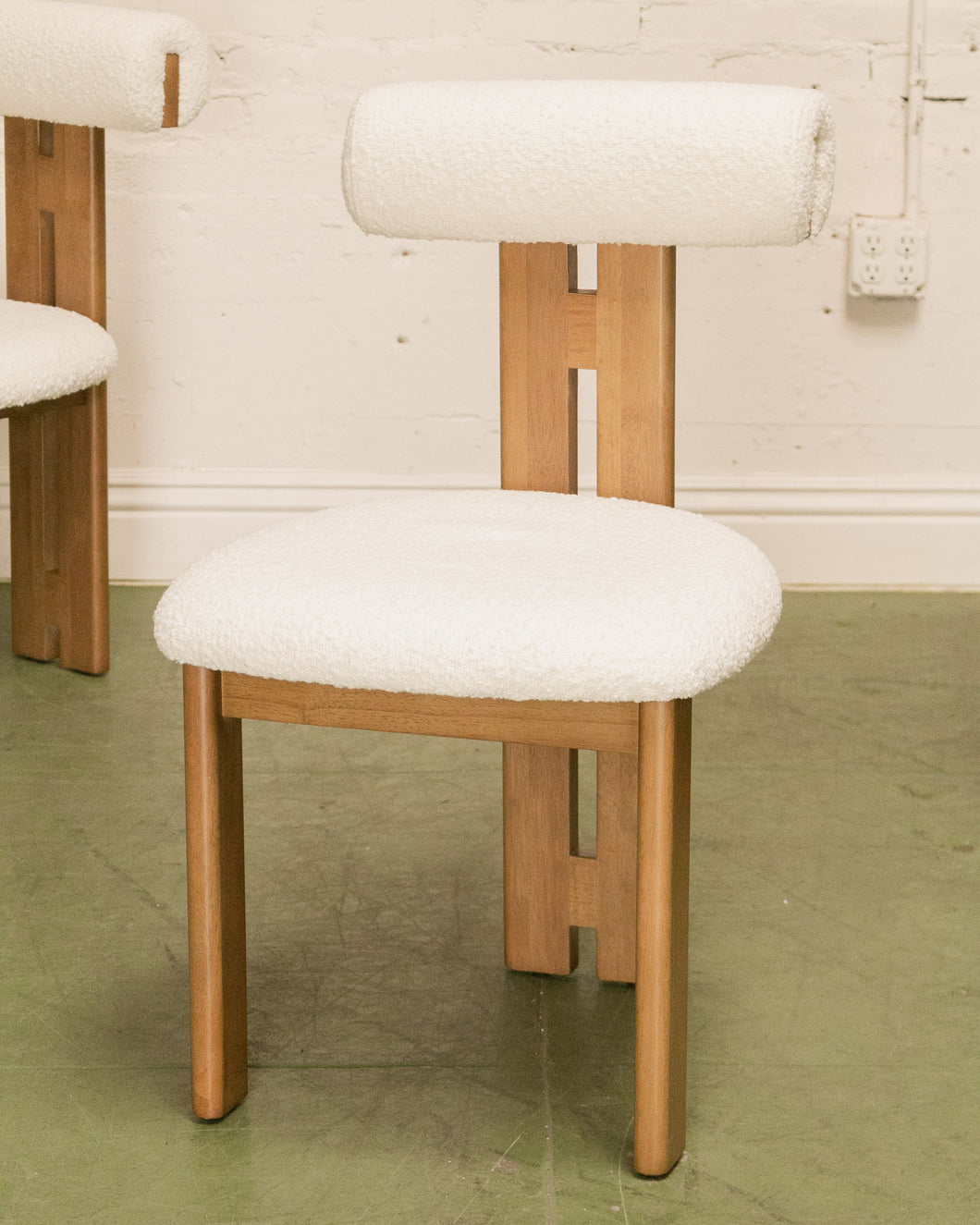 Lucas Chair in Ivory