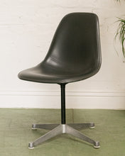 Load image into Gallery viewer, Eames Chair
