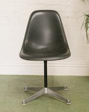 Load image into Gallery viewer, Eames Chair
