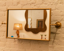 Load image into Gallery viewer, Vanity Mirror Gold
