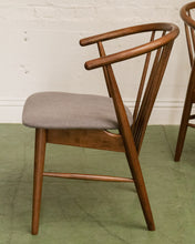 Load image into Gallery viewer, Spindle Wishbone Chair
