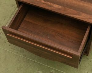 Oliver Nightstand