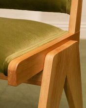 Load image into Gallery viewer, Lime Green Scissor Chair
