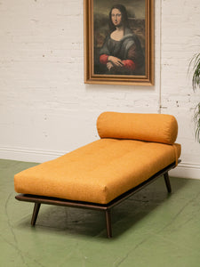 Daybed in Mustard Tweed