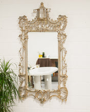 Load image into Gallery viewer, 18th-19th Century Italian Giltwood Chinese Chippendale Style Large Mirror
