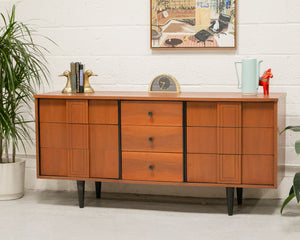 Vintage Stanley 9 Drawer Dresser