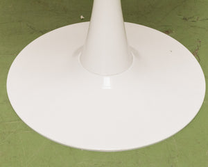 Cafe Tulip Table