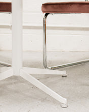Load image into Gallery viewer, White Retro Table
