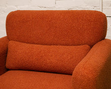 Load image into Gallery viewer, Luna Chair
