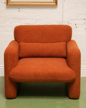 Load image into Gallery viewer, Luna Chair

