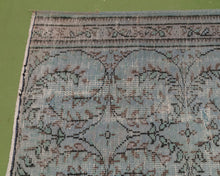 Load image into Gallery viewer, Blue Vintage Rug
