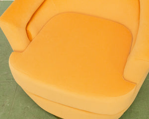 Goldy Swivel Lounge Chair