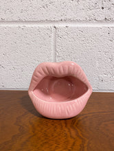 Load image into Gallery viewer, Pink Lips Mini Planter
