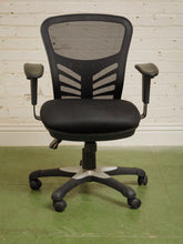 Load image into Gallery viewer, Ergonomic high quality Office Chair
