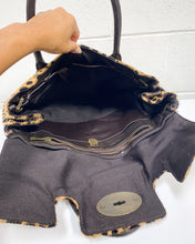 Load image into Gallery viewer, Vintage Mulberry Weekend Bag
