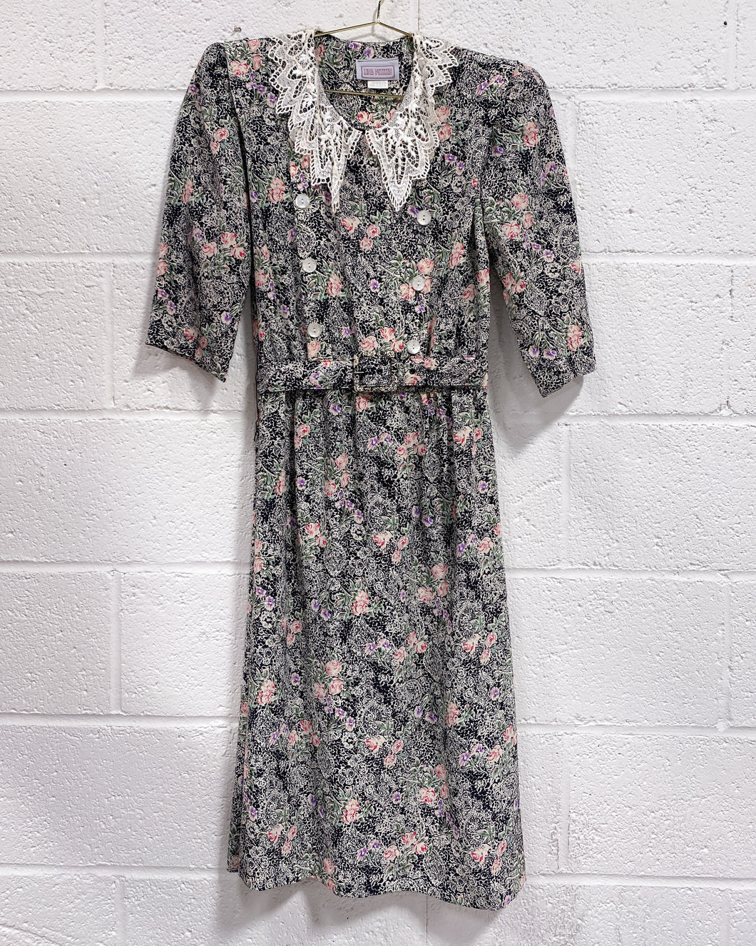 Vintage Floral Dress with Belt (6)