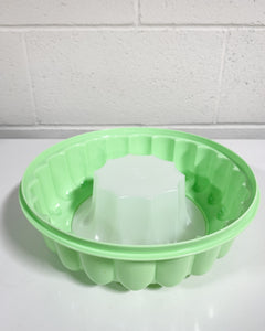 Vintage Tupperware Jello Mold with Lid