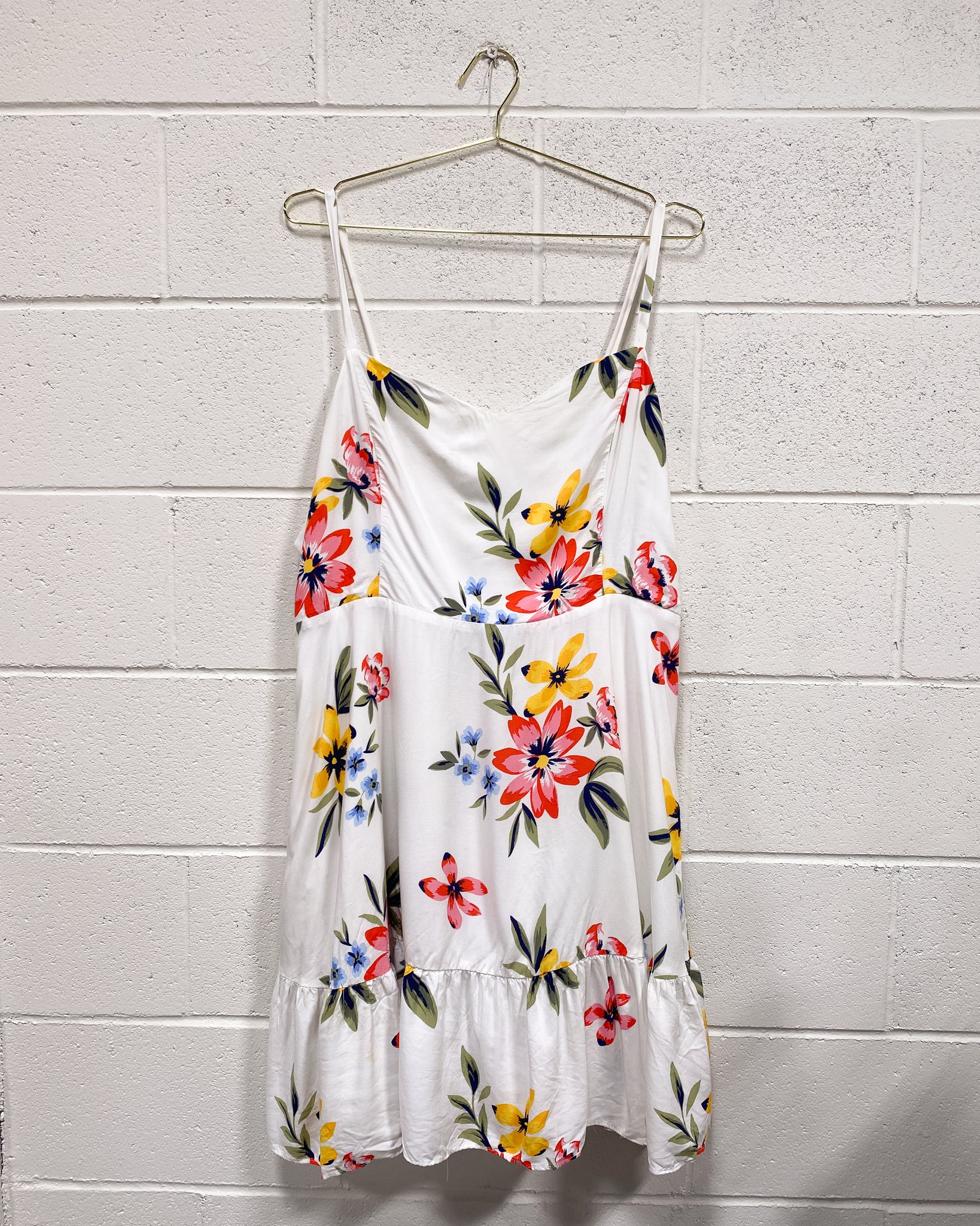 Old Navy Floral Summer Dress (XXL) – Sunbeam Vintage Old Navy Floral Summer Dress (XXL) – Sunbeam Vintage