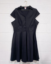 Load image into Gallery viewer, ‘Iconic’ Vintage Style Black Dress (4XL)
