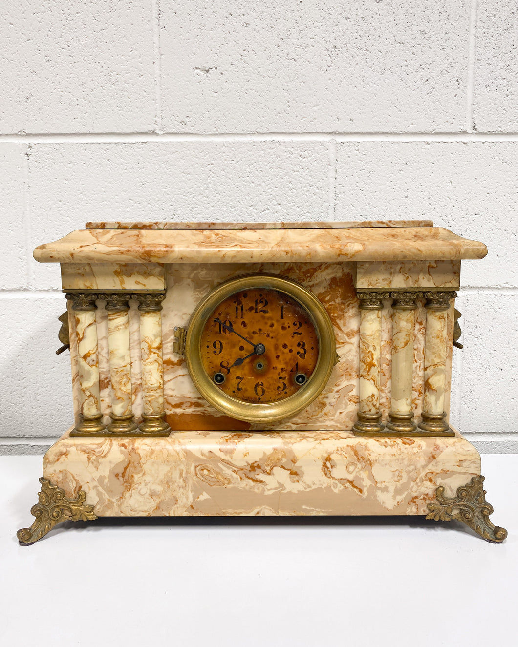 Vintage Faux Marble Mantle Clock