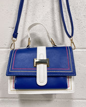 Load image into Gallery viewer, Vintage Syle Blue and White Purse
