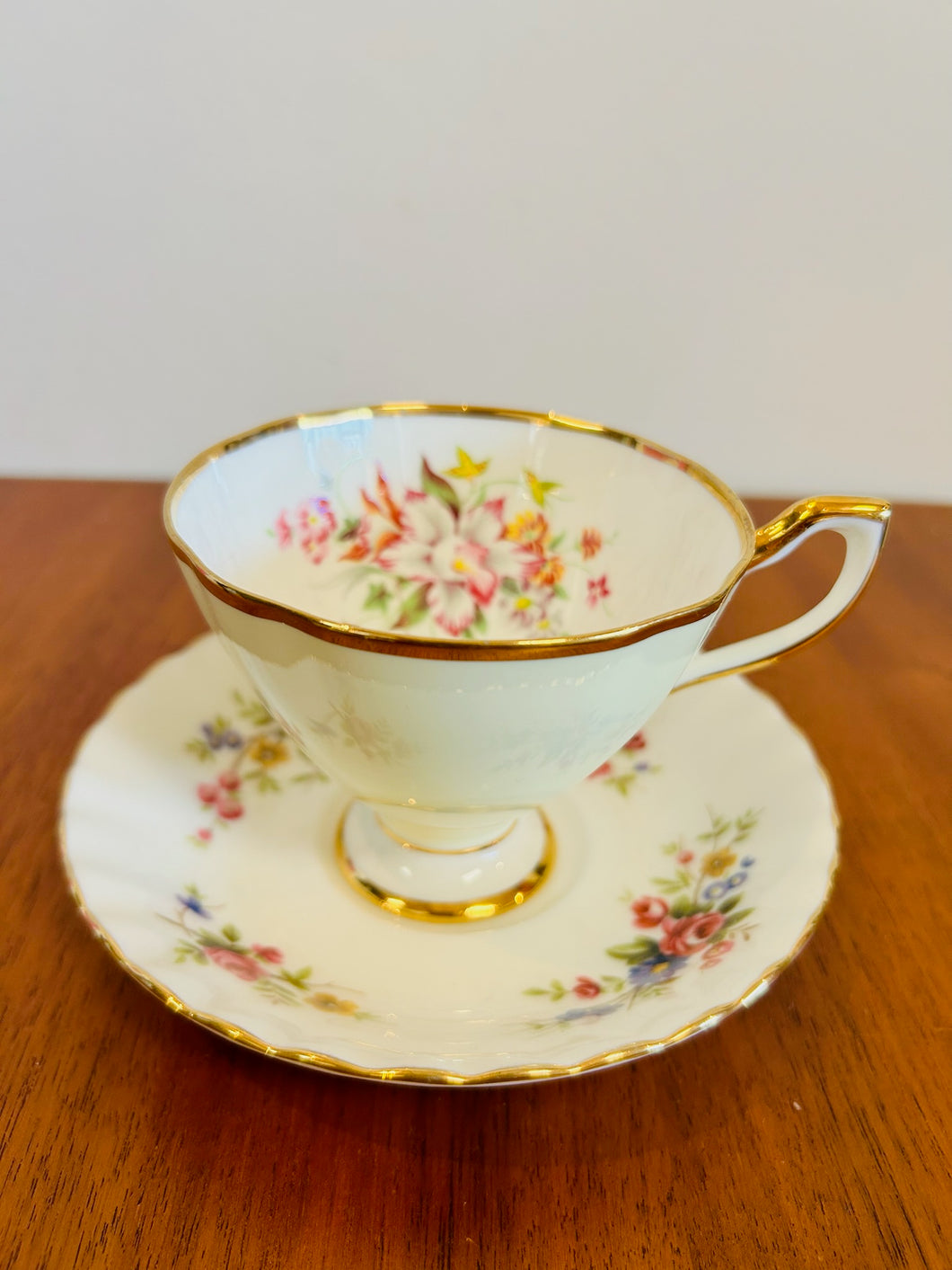 Taylor and Kent with Roses Bone China Tea set 1 Cup