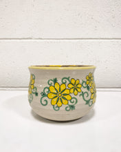 Load image into Gallery viewer, Vintage Floral Planter - Made in Japan
