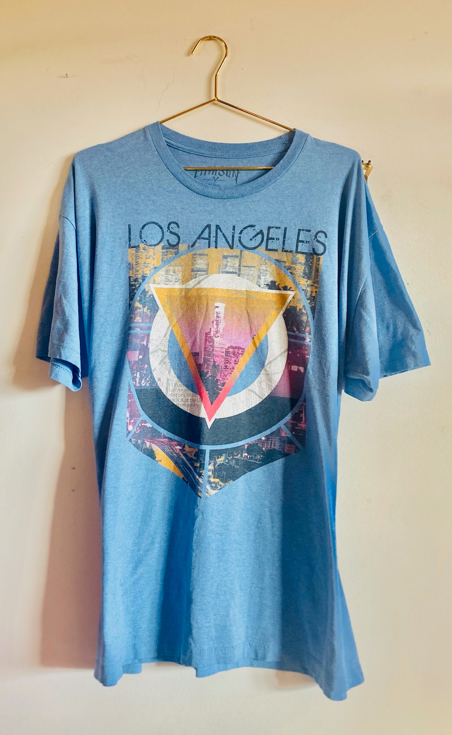 Los Angeles Blue Shirt, image size:1536x2500