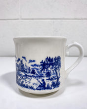 Load image into Gallery viewer, Vintage Set of 4 Pastoral Chinoiserie Coffee Cups - Made in England

