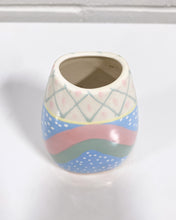 Load image into Gallery viewer, Vintage Vohann of California Vase
