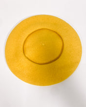 Load image into Gallery viewer, Yellow Beret with Leaf Detail
