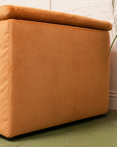 Chelsea Loveseat in Parallel Tobacco