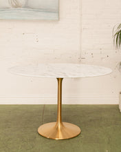 Load image into Gallery viewer, 47” Daisy Oval Table With Gold Base
