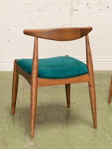 Scandinavian Dining Chair in Teal Velvet