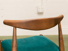 Load image into Gallery viewer, Scandinavian Dining Chair in Teal Velvet
