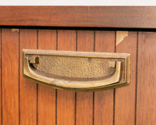 Load image into Gallery viewer, Vintage Mid Century Record LP Holder
