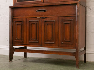 Broyhill Hutch