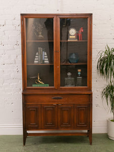 Broyhill Hutch