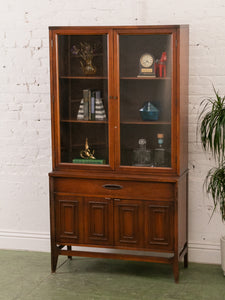 Broyhill Hutch