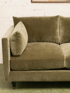 Alessandro Sofa in Amici Moss