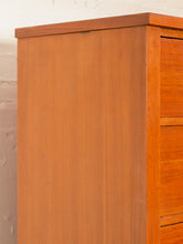 Load image into Gallery viewer, 6 Drawer Mohagany Dresser
