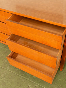 6 Drawer Mohagany Dresser